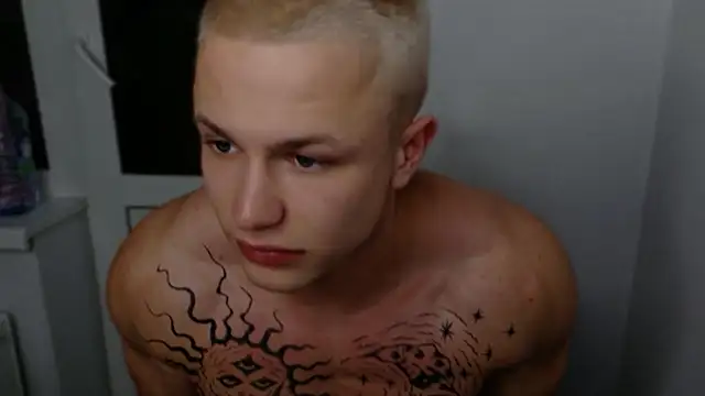 Snapshot of James__Noah chatting on 7, 10, 2025 James Noah online show from 7, 10, 2025