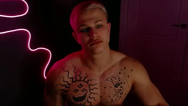 Snapshot of James__Noah chatting on 26, 10, 2025 James Noah online show from 26, 10, 2025