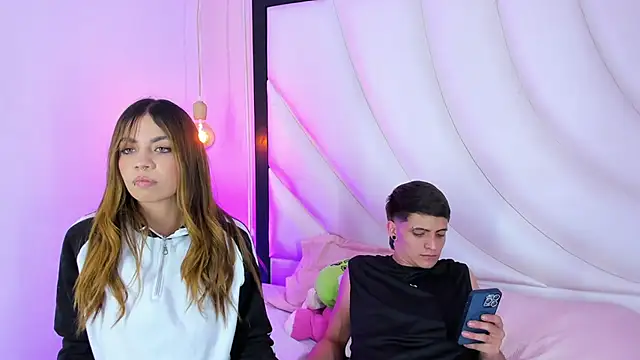 Snapshot of LoganMiller69 chatting on 25, 10, 2025 LoganMiller69 online show from 25, 10, 2025