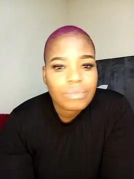 Snapshot of ThickAmy chatting on 13, 9, 2025 ThickAmy online show from 13, 9, 2025