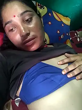 Snapshot of Hot_cupal chatting on 18, 9, 2025 Hot cupal online show from 18, 9, 2025