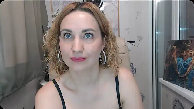 KatrinAlluring online show from 3, 2, 2026