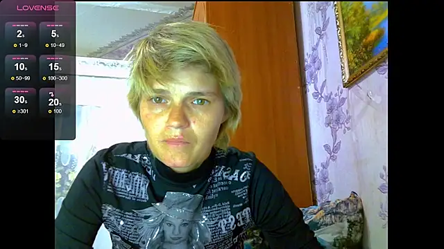 SaraSnow  online show from 22, 9, 2025