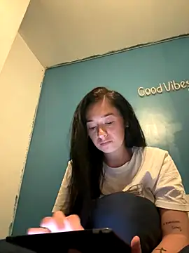 aurora28 online show from 14, 10, 2025