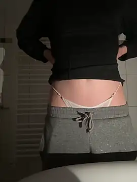 Jamilo young online show from 1, 10, 2025