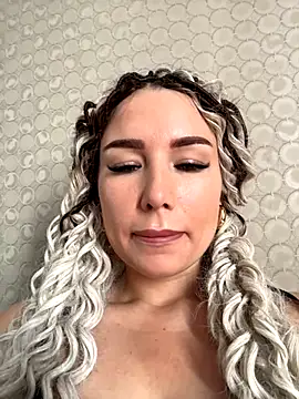 Snapshot of MargoMood chatting on 10, 9, 2025 MargoMood online show from 10, 9, 2025