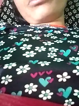 Snapshot of KIRTI12_HOT chatting on 25, 10, 2025 KIRTI12 HOT online show from 25, 10, 2025