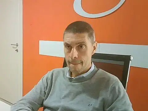 Snapshot of max79ve31 chatting on 30, 9, 2025 max79ve31 online show from 30, 9, 2025