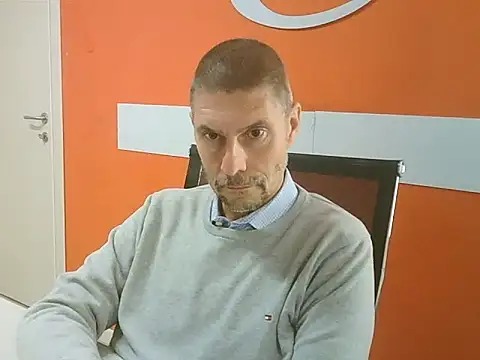 Snapshot of max79ve31 chatting on 9, 10, 2025 max79ve31 online show from 9, 10, 2025