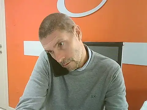 Snapshot of max79ve31 chatting on 27, 10, 2025 max79ve31 online show from 27, 10, 2025