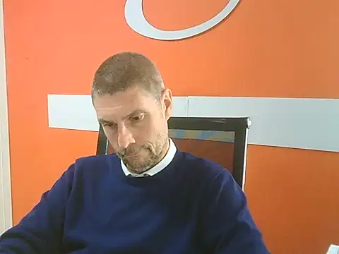 Snapshot of max79ve31 chatting on 28, 10, 2025 max79ve31 online show from 28, 10, 2025