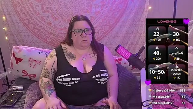 brookenicole3003 online show from 7, 5, 2026