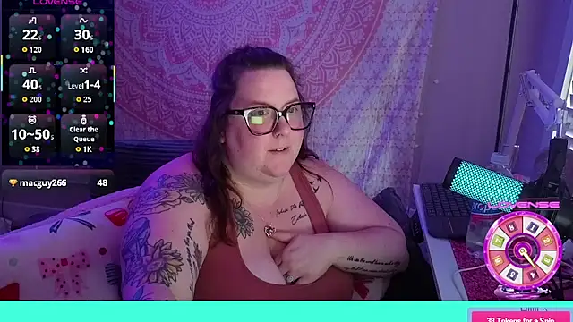brookenicole3003 online show from 14, 5, 2026