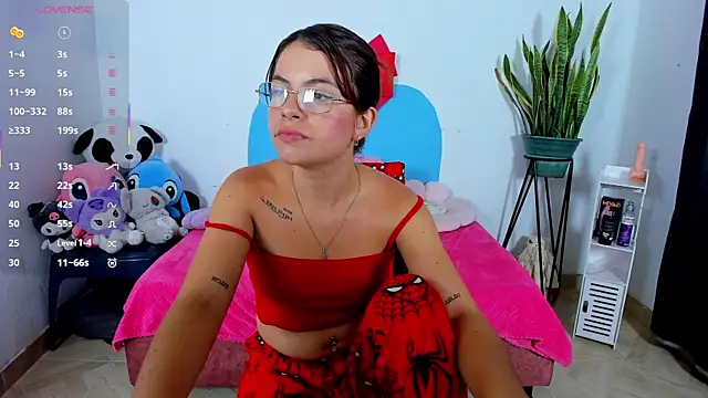 naughtypixie online show from 18, 12, 2025