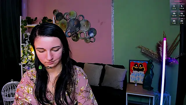 lia sunset online show from 7, 10, 2025