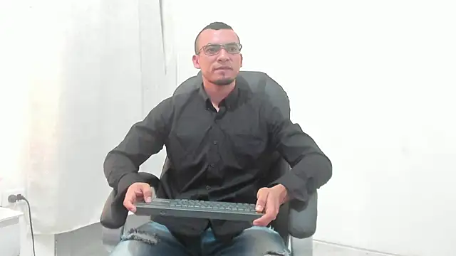 johan miller0 online show from 8, 11, 2025