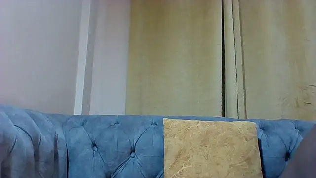 Amiblue Xo online show from 4, 10, 2025