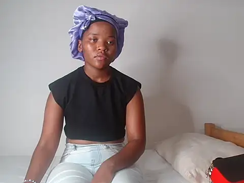 AshleyT255 online show from 10, 9, 2025