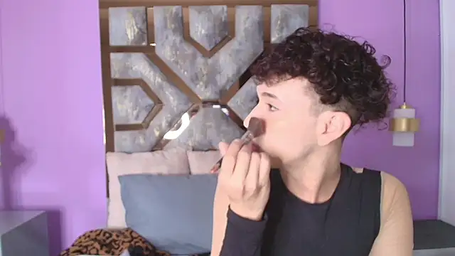 Electra Gosselin online show from 27, 9, 2025