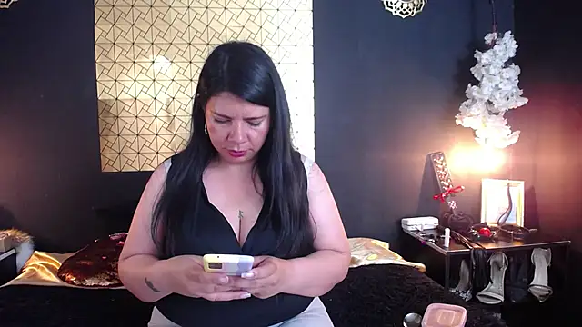 kinky momm online show from 8, 5, 2026