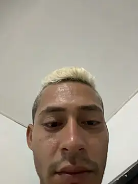 Snapshot of Boy_hot- chatting on 29, 3, 2026 Boy hot- online show from 29, 3, 2026