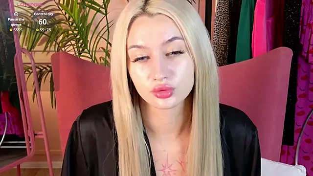 MelanyKink online show from 16, 9, 2025