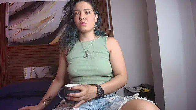 Evelin thompsson online show from 4, 10, 2025