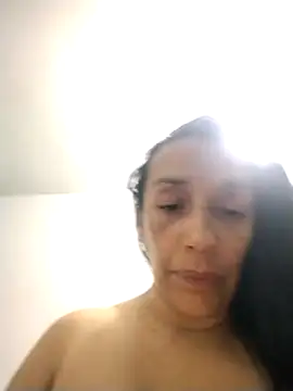 Snapshot of Shantey_Laurent chatting on 6, 5, 2026 Shantey Laurent online show from 6, 5, 2026