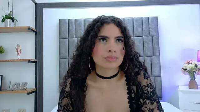 Skyler Fox  online show from 2, 5, 2026