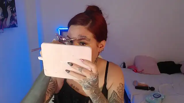 Maddy Vicius19 online show from 15, 10, 2025