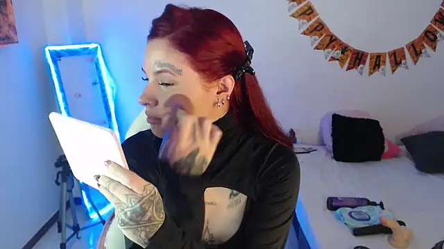 Maddy Vicius19 online show from 27, 10, 2025