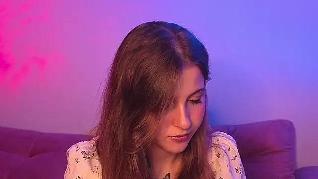 Snapshot of LoveSeekins chatting on 4, 10, 2025 LoveSeekins online show from 4, 10, 2025