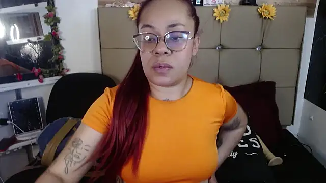 MIA  SPENCER online show from 10, 11, 2025