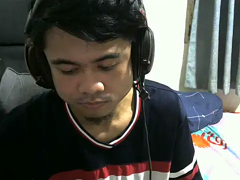 Kim0002 online show from 8, 9, 2025