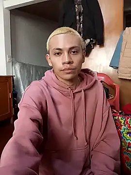 kittymutant99 online show from 22, 4, 2026