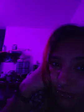 carolinerue online show from 7, 5, 2026