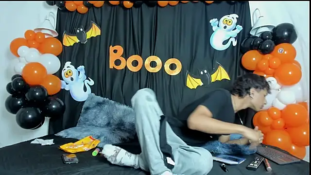 maicol cum23 online show from 9, 10, 2025