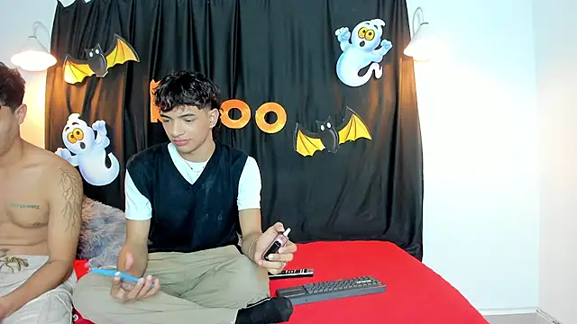 Snapshot of maicol_cum23 chatting on 30, 10, 2025 maicol cum23 online show from 30, 10, 2025