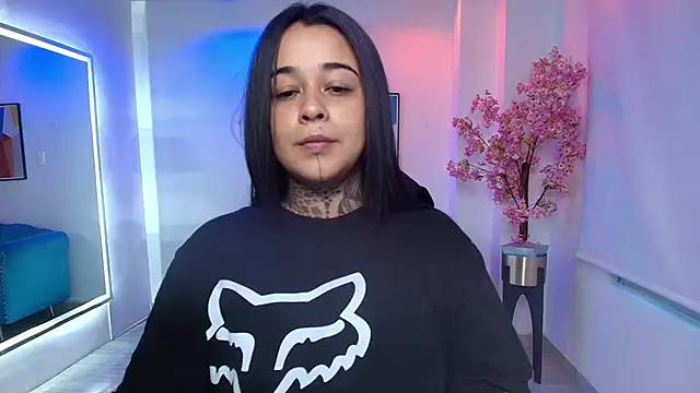 Black roseee online show from 24, 5, 2026