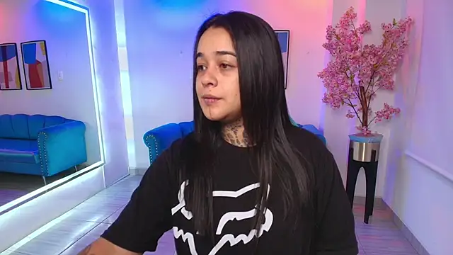 Snapshot of Black_roseee chatting on 3, 6, 2026 Black roseee online show from 3, 6, 2026