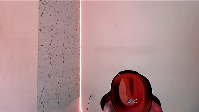 Snapshot of lorian_vikel chatting on 18, 9, 2025 lorian vikel online show from 18, 9, 2025