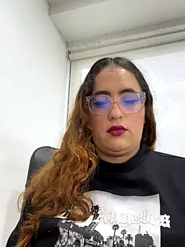 Snapshot of SussanMillerr_ chatting on 27, 9, 2025 SussanMillerr  online show from 27, 9, 2025