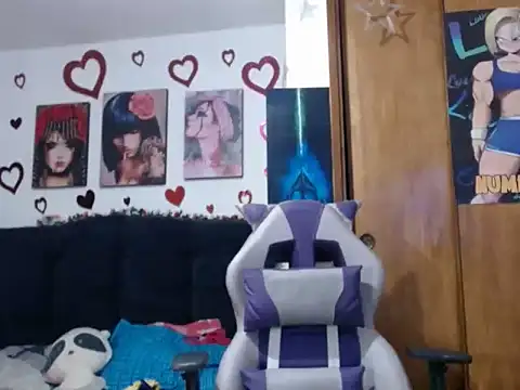 Snapshot of Angeeellovee chatting on 23, 9, 2025 Angeeellovee online show from 23, 9, 2025