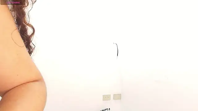 Isis Bladee online show from 7, 6, 2026