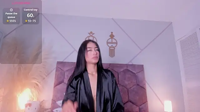 nicol giraldoo online show from 9, 5, 2026