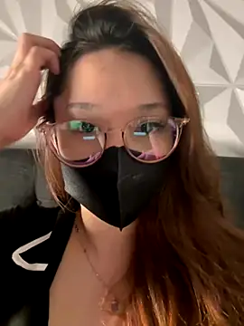Snapshot of vy_nguyen99 chatting on 14, 9, 2025 vy nguyen99 online show from 14, 9, 2025