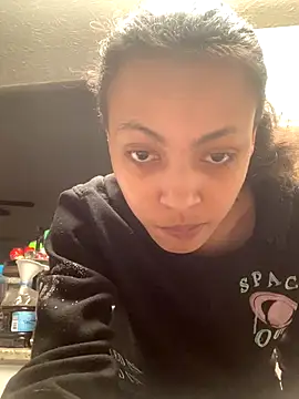 Redbone001 online show from 9, 9, 2025