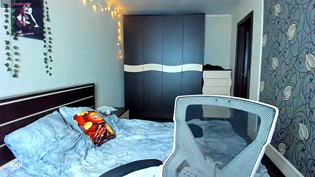 Snapshot of bonnybimi chatting on 22, 10, 2025 bonnybimi online show from 22, 10, 2025