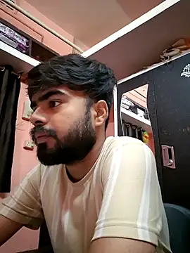 soniriyaa010101 online show from 13, 5, 2026