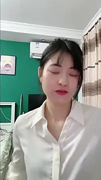 Snapshot of xuanxuanOo chatting on 23, 9, 2025 xuanxuanOo online show from 23, 9, 2025